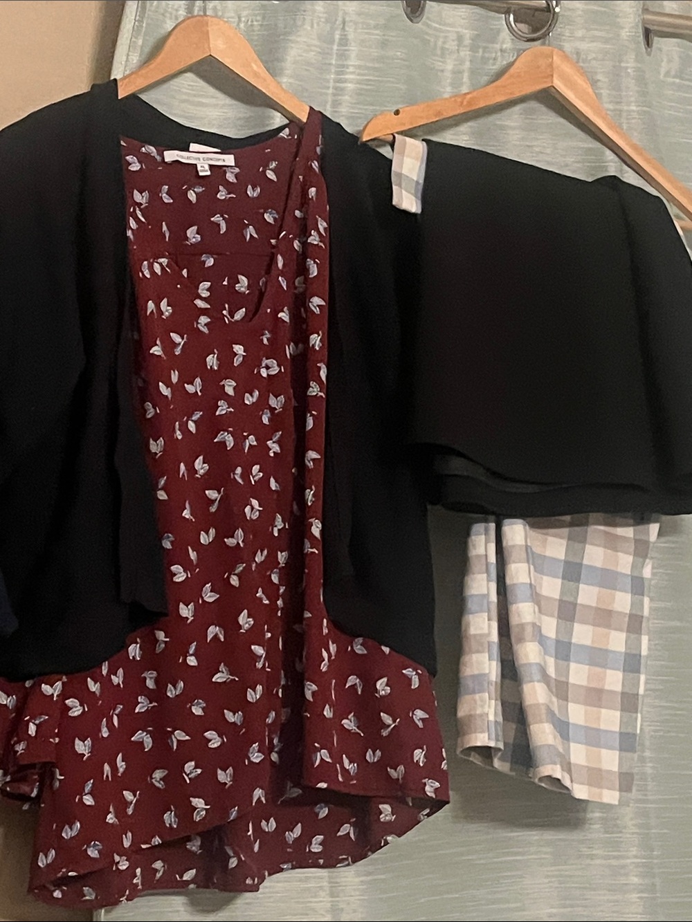 Make an Offer! Bundle of 10 Piece Business Casual Clothes - Shirts Skirts - Picture 4 of 11